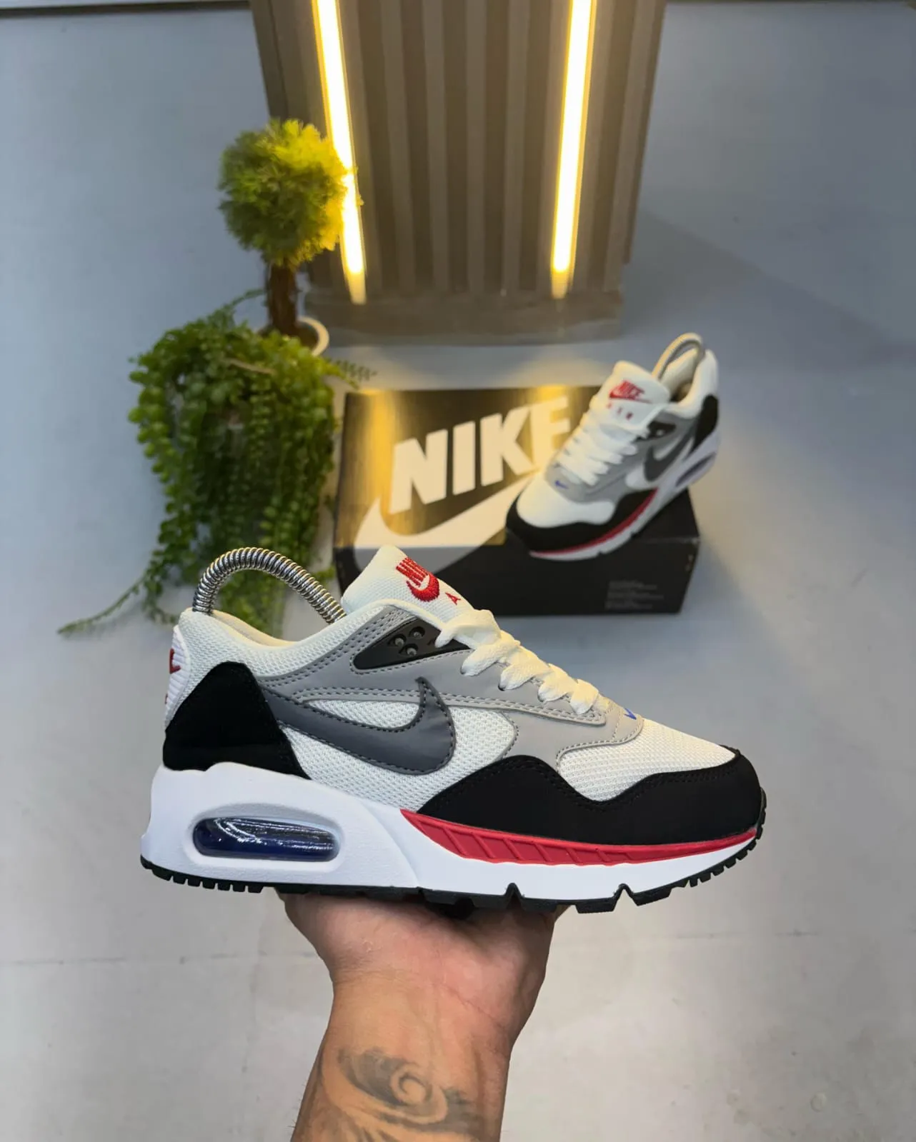 NIKE CORRELATE💥